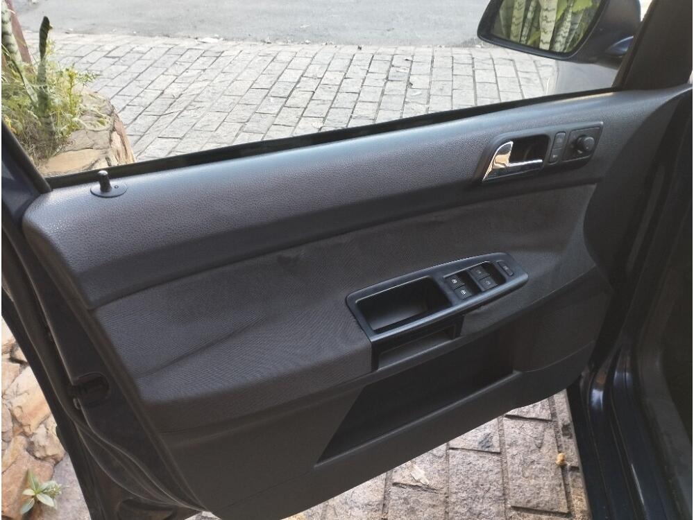 Volkswagen Polo Sedan