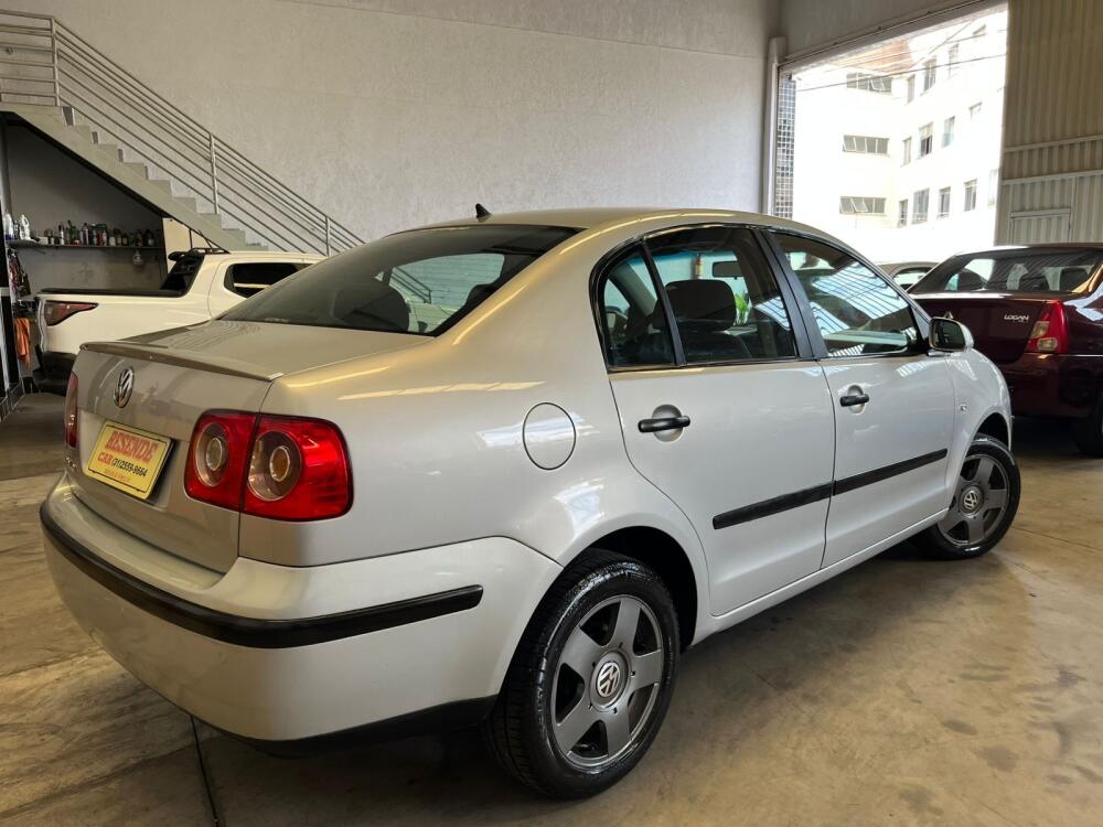 Volkswagen Polo Sedan