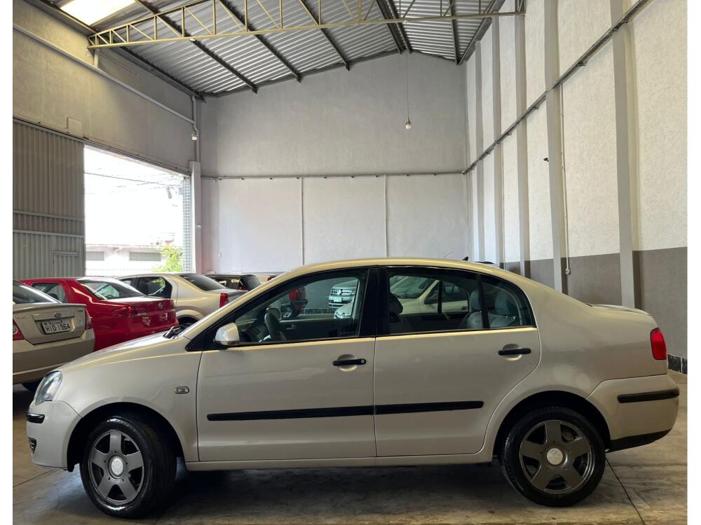 Volkswagen Polo Sedan
