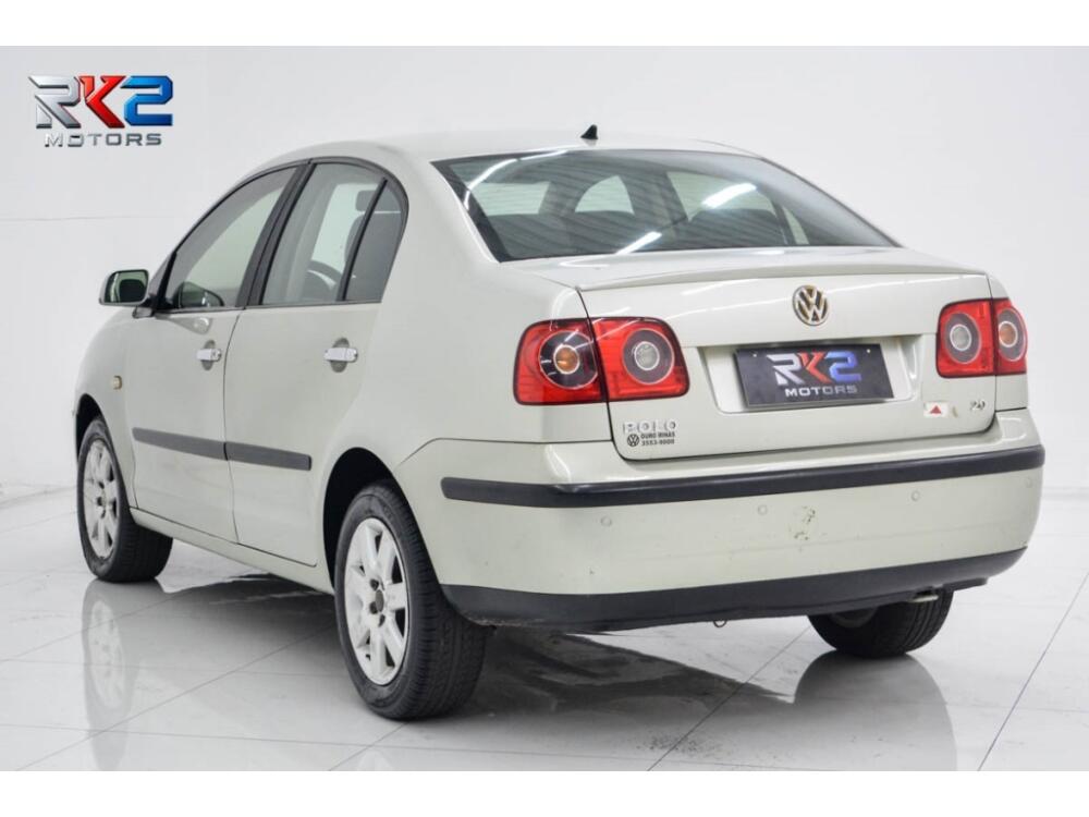 Volkswagen Polo Sedan