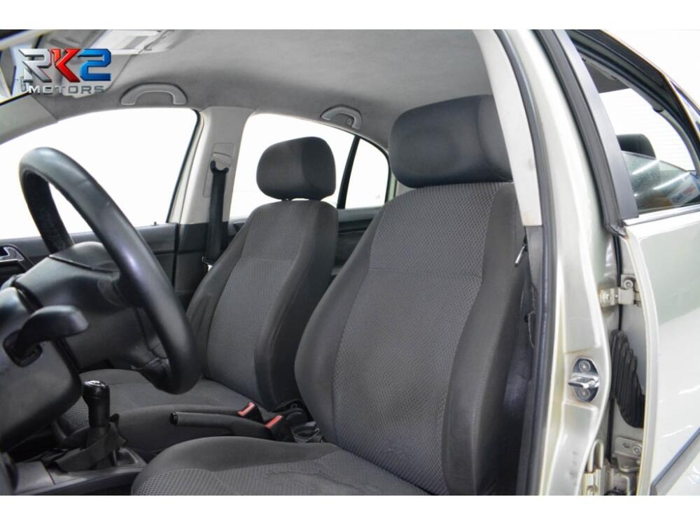 Volkswagen Polo Sedan