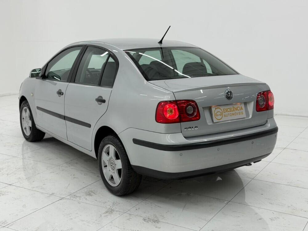 Volkswagen Polo Sedan