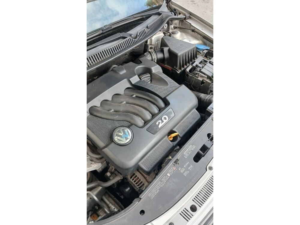 Volkswagen Polo Sedan