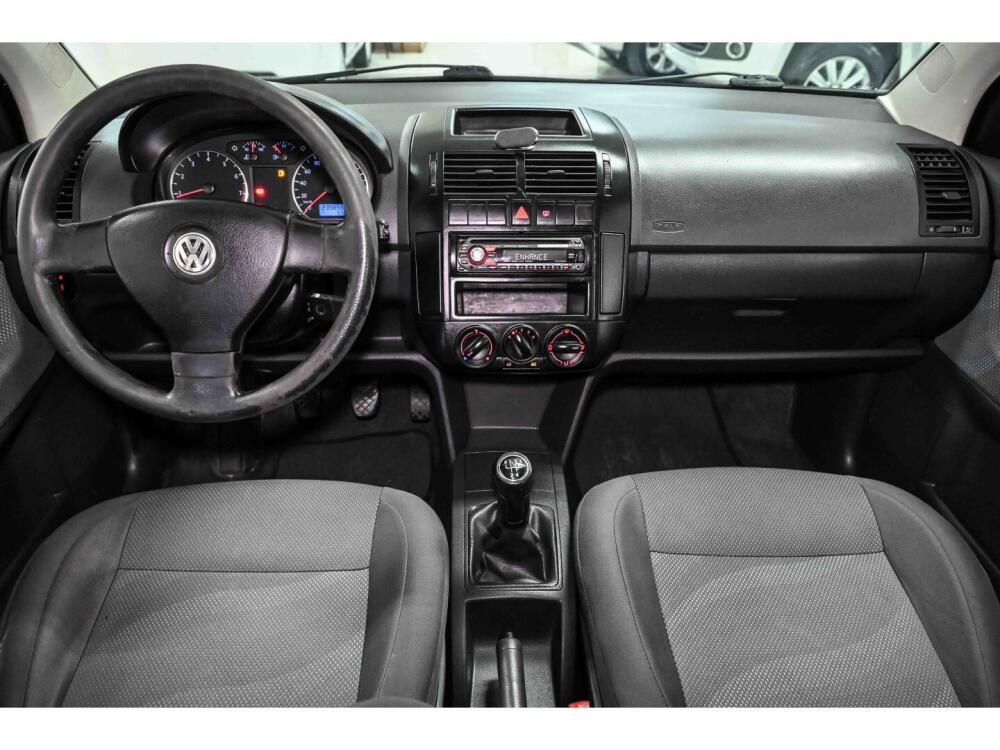 Volkswagen Polo Sedan
