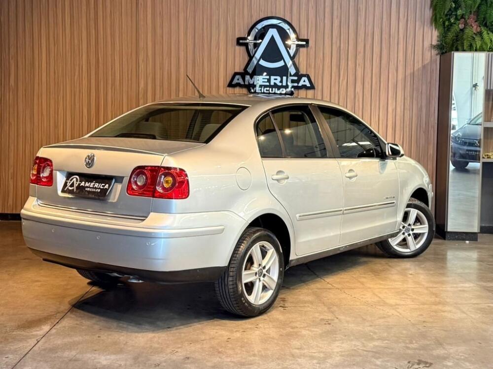 Volkswagen Polo Sedan