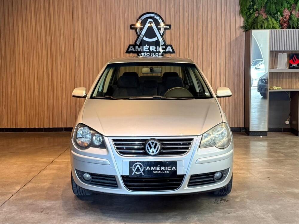 Volkswagen Polo Sedan