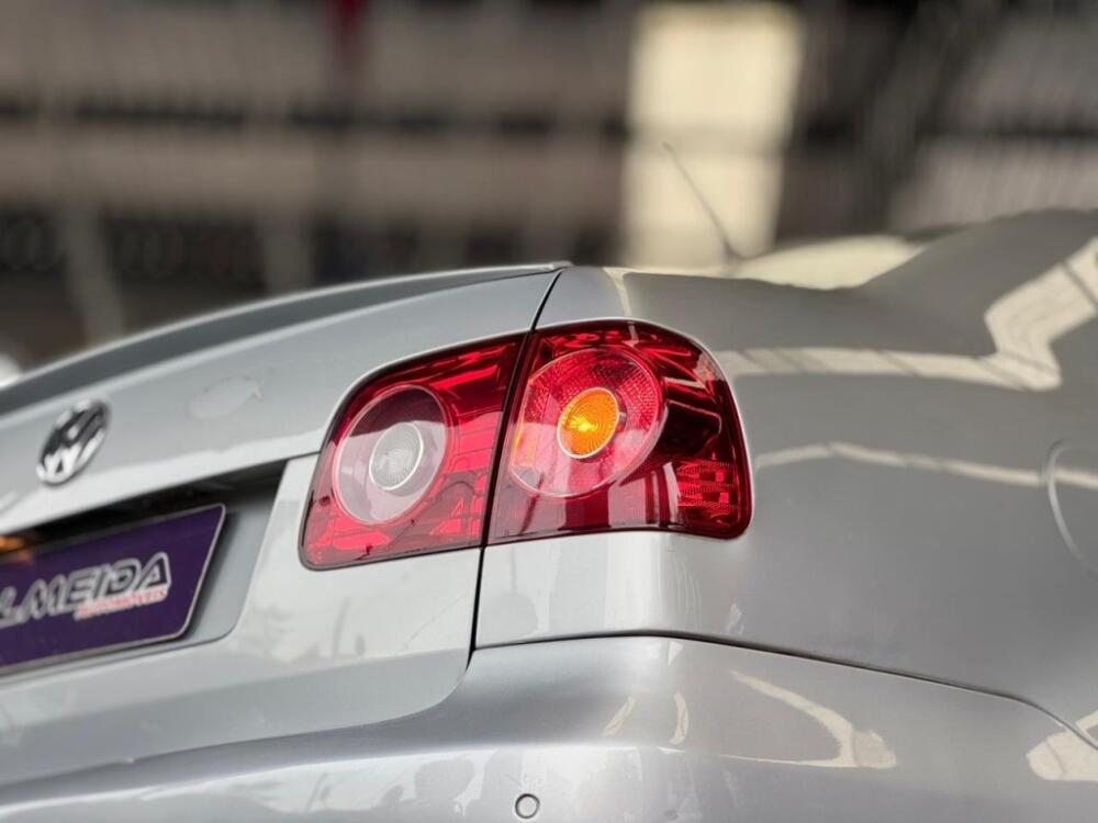Volkswagen Polo Sedan