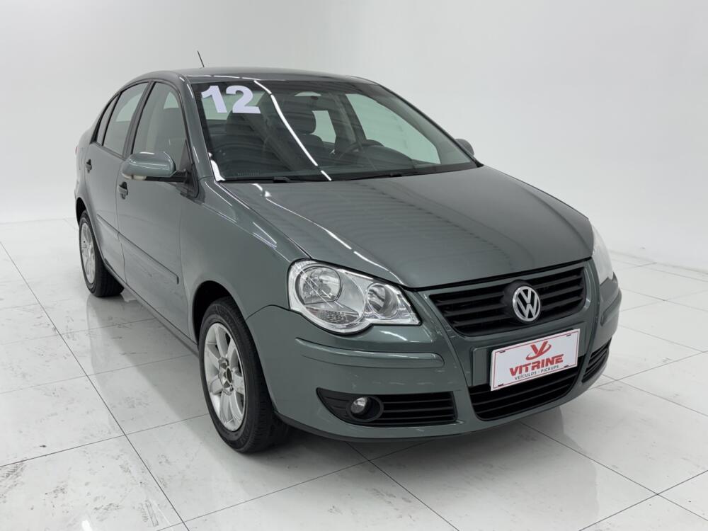 Volkswagen Polo Sedan
