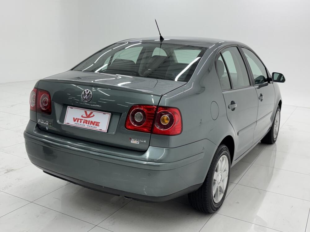 Volkswagen Polo Sedan