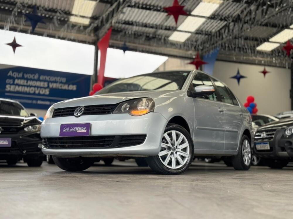 Volkswagen Polo Sedan