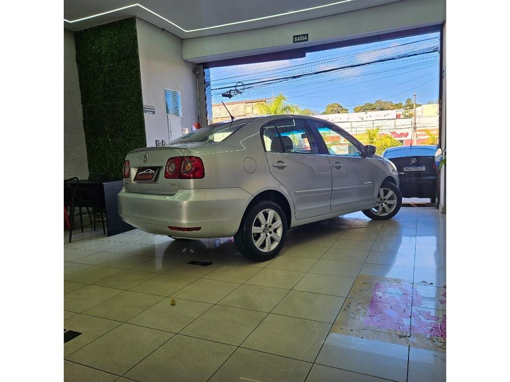 Volkswagen Polo Sedan