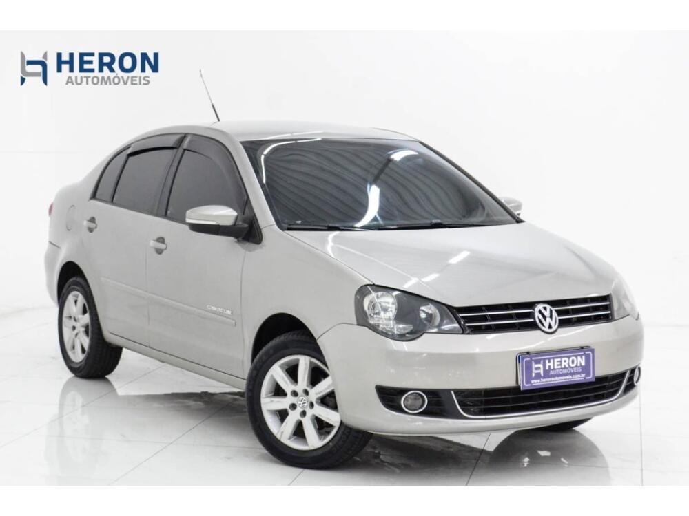 Volkswagen Polo Sedan