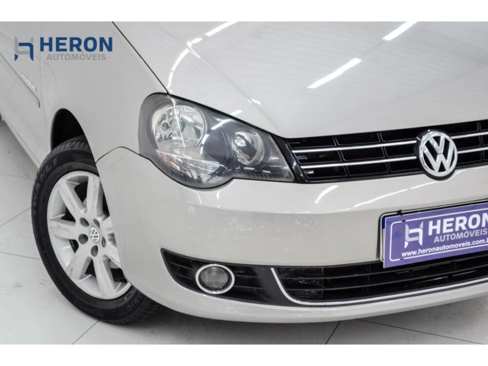 Volkswagen Polo Sedan