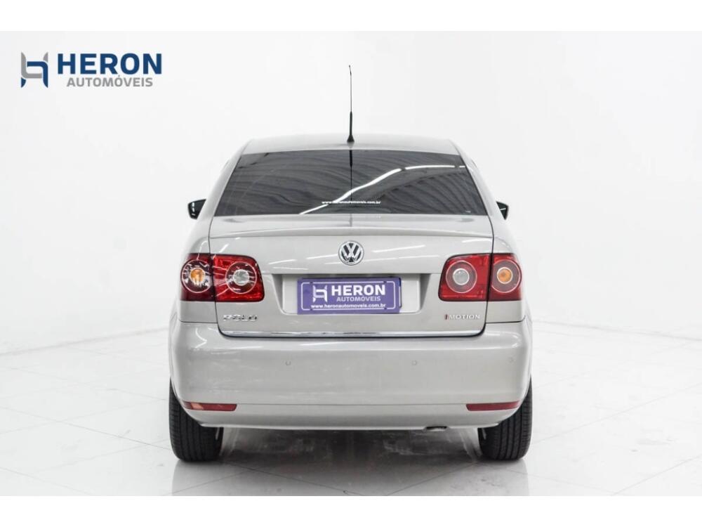 Volkswagen Polo Sedan