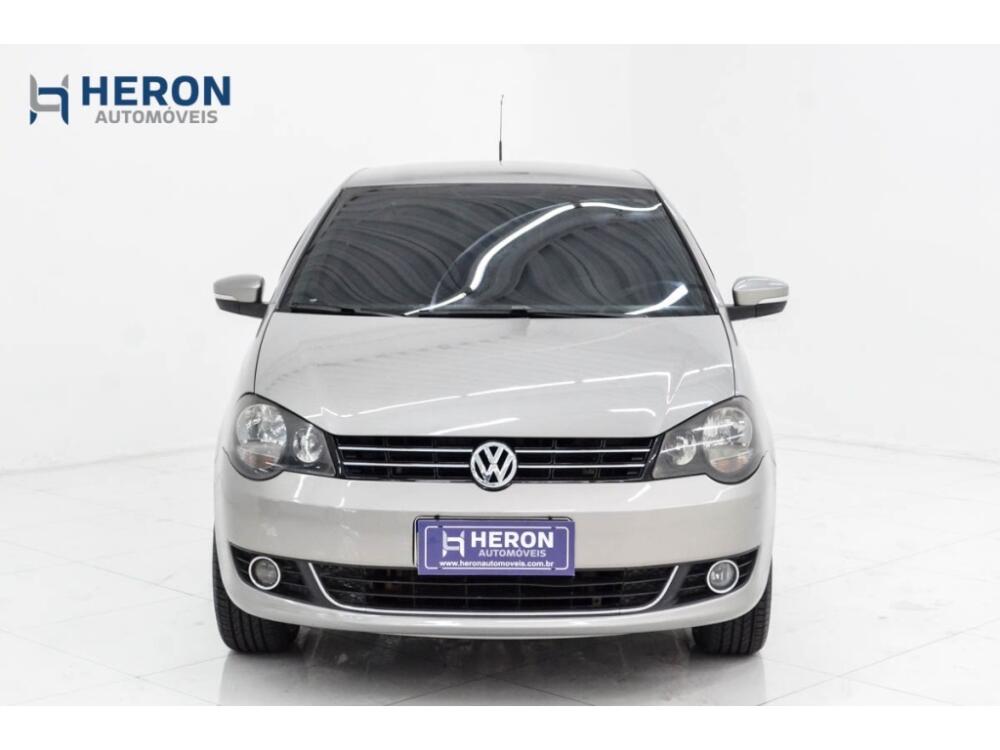 Volkswagen Polo Sedan