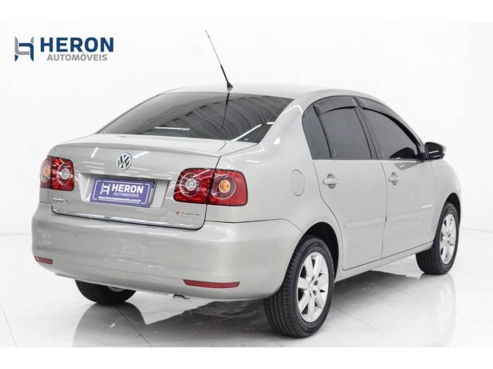 Volkswagen Polo Sedan