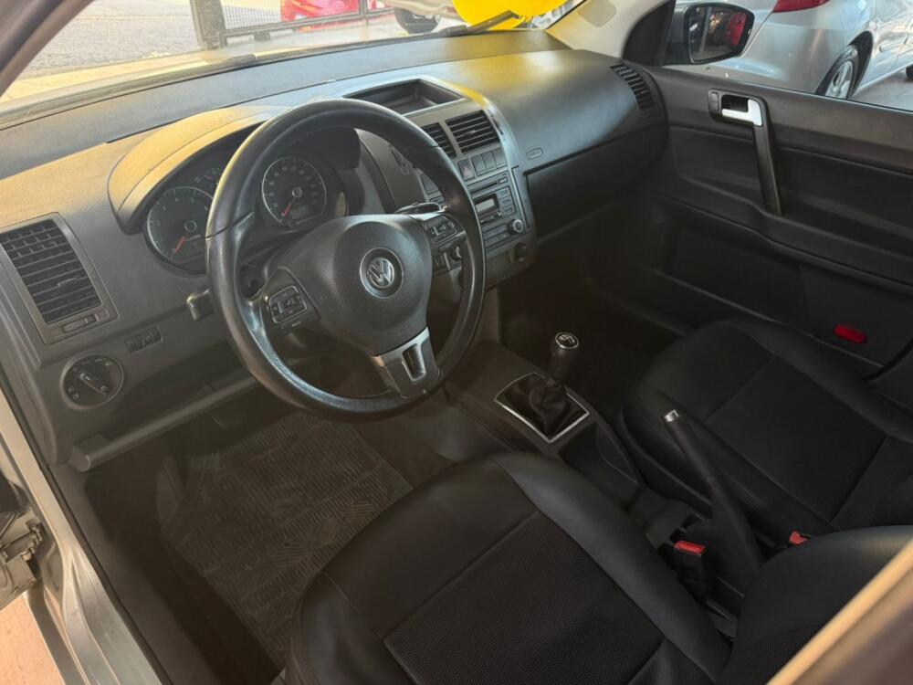 Volkswagen Polo Sedan