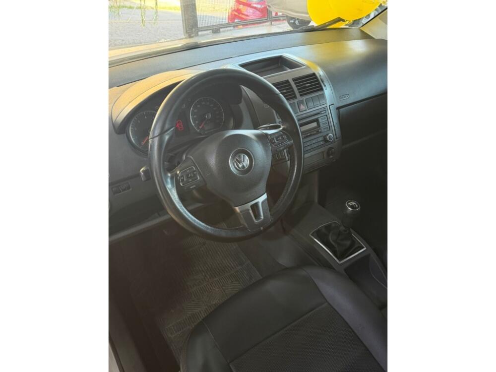 Volkswagen Polo Sedan