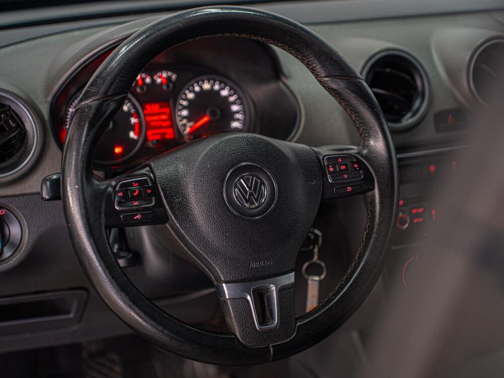 Volkswagen Saveiro Cab Dupla