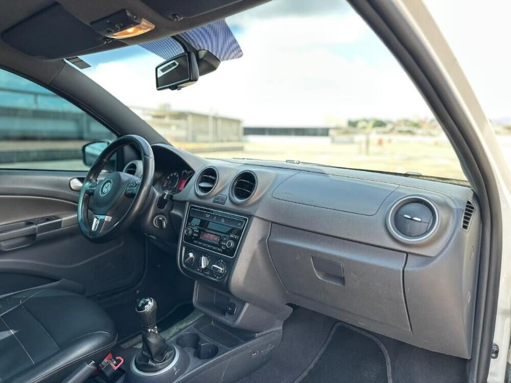 Volkswagen Saveiro Cab Dupla