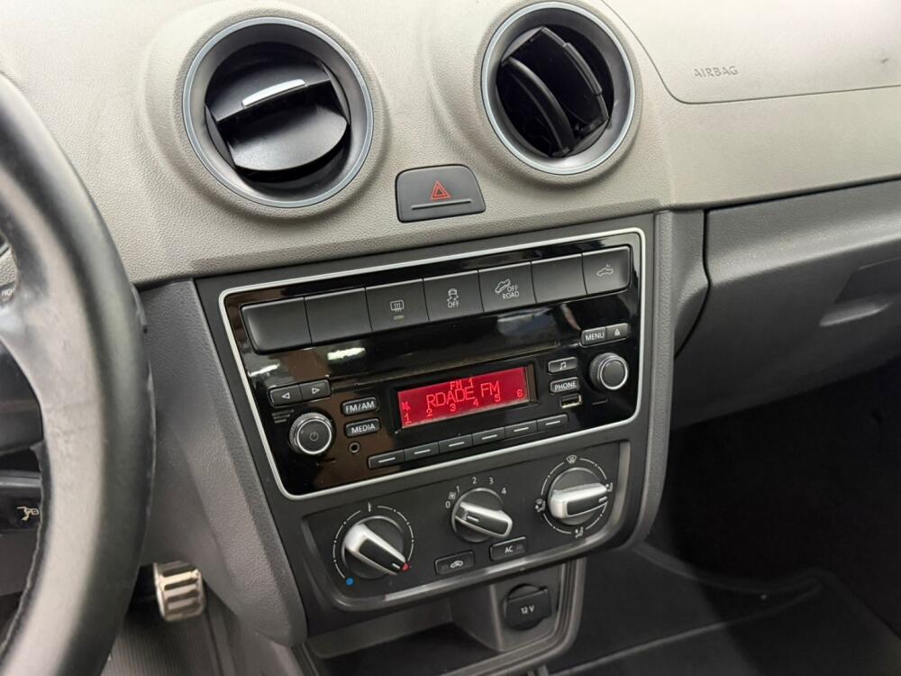 Volkswagen Saveiro Cab Dupla