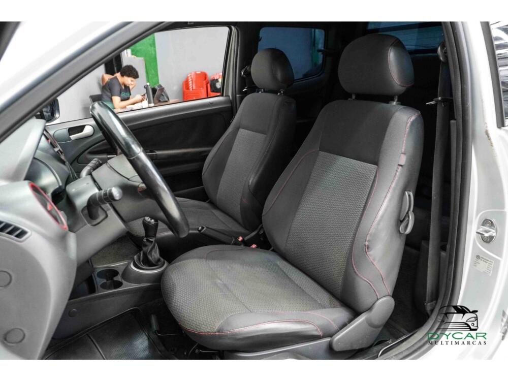 Volkswagen Saveiro Cab Dupla