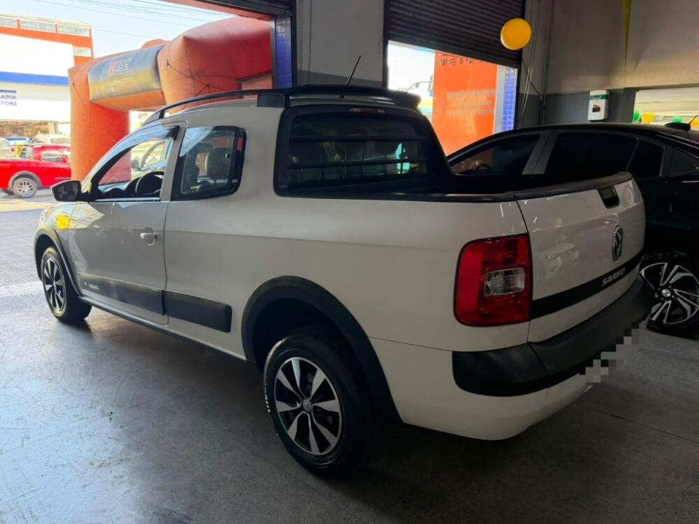 Volkswagen Saveiro Cab Dupla