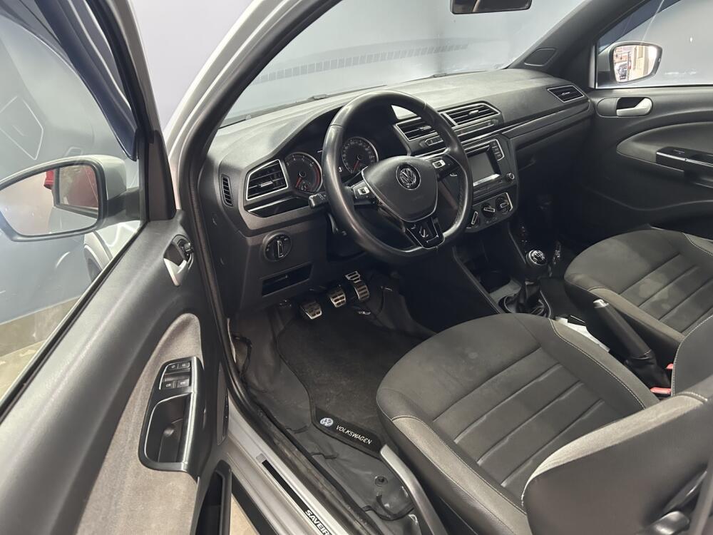 Volkswagen Saveiro Cab Dupla