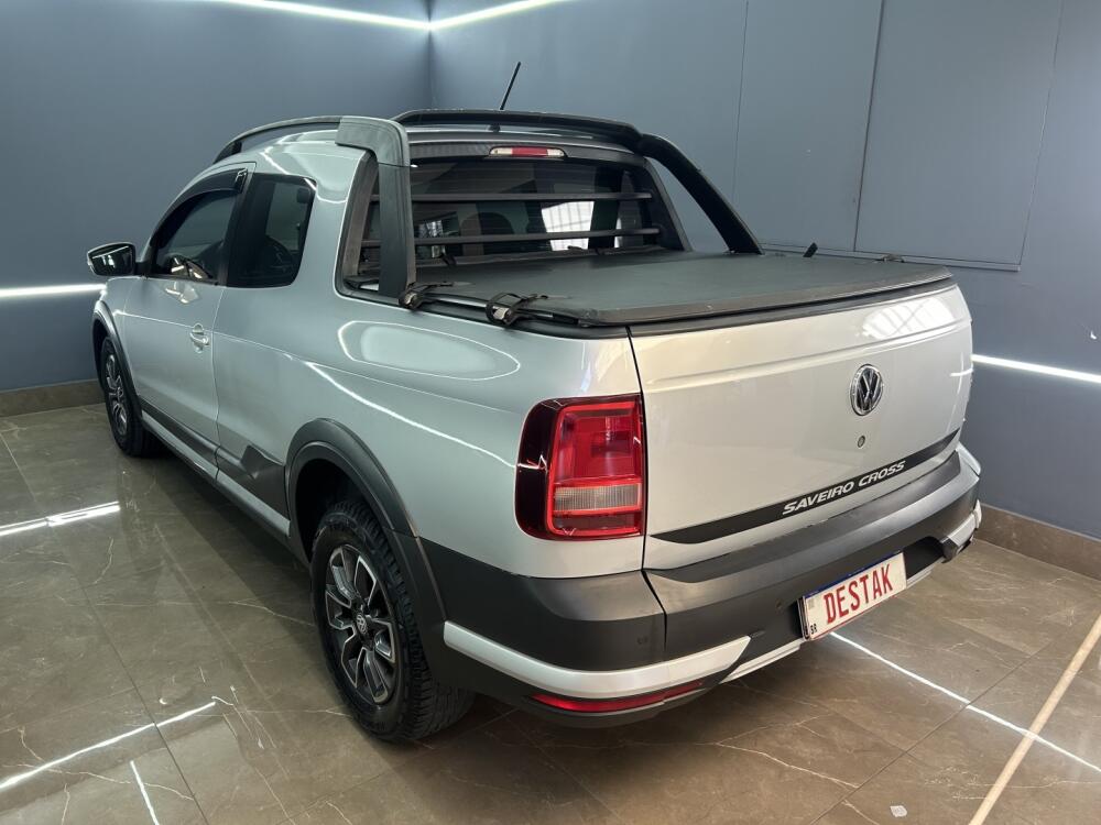 Volkswagen Saveiro Cab Dupla