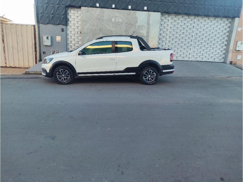Volkswagen Saveiro Cab Dupla