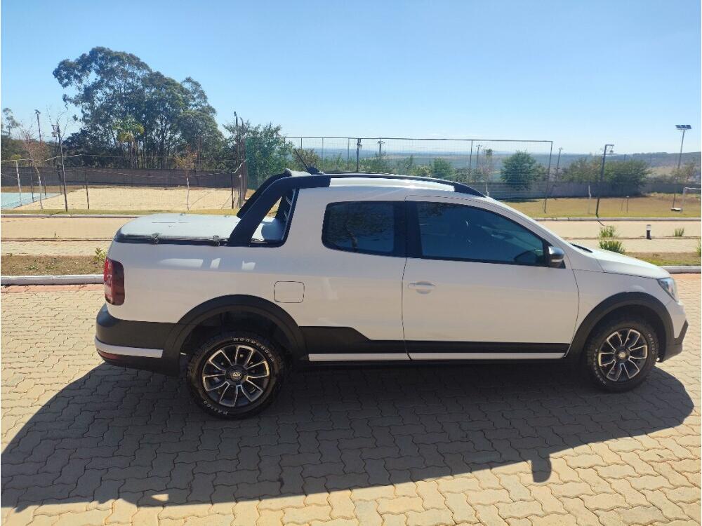 Volkswagen Saveiro Cab Dupla