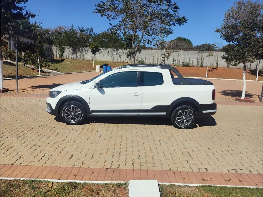 Volkswagen Saveiro Cab Dupla