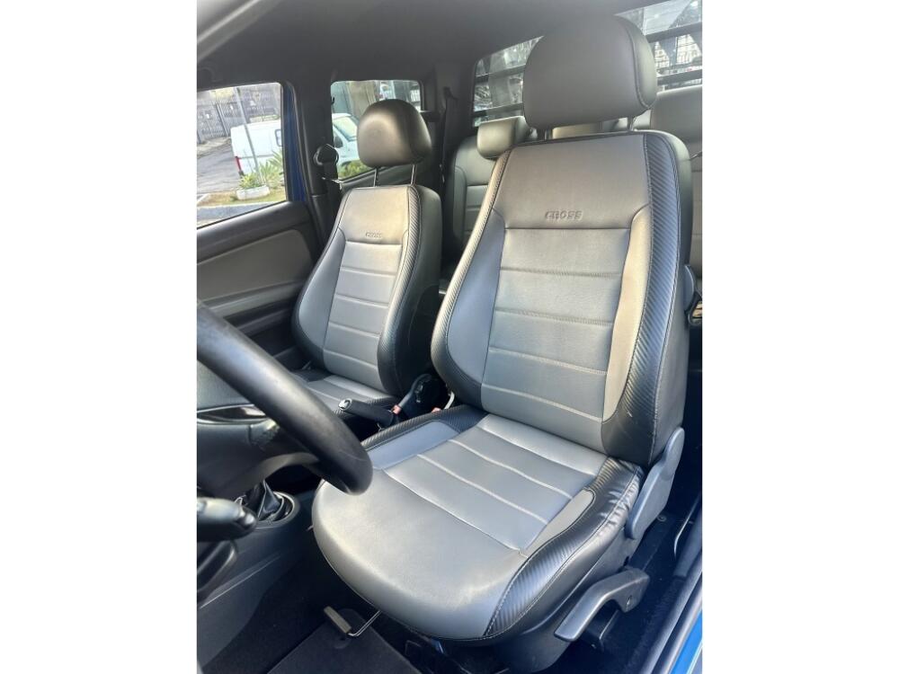 Volkswagen Saveiro Cab Dupla