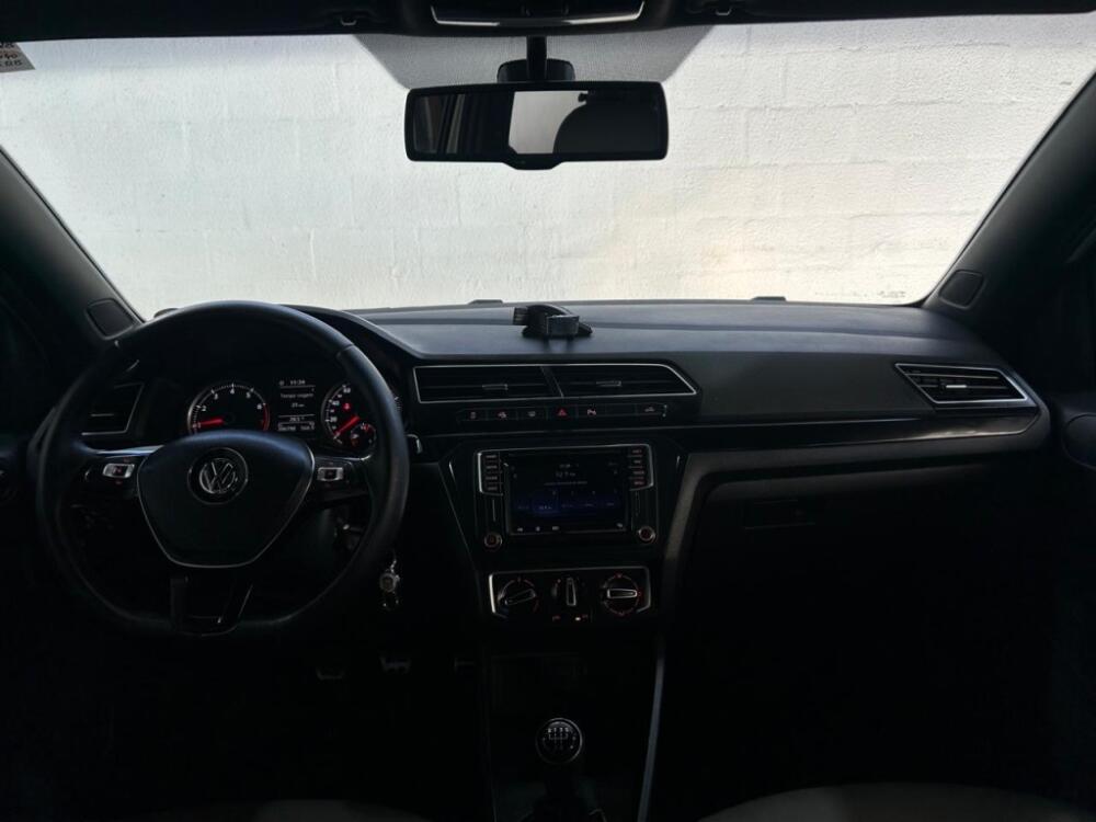 Volkswagen Saveiro Cab Dupla