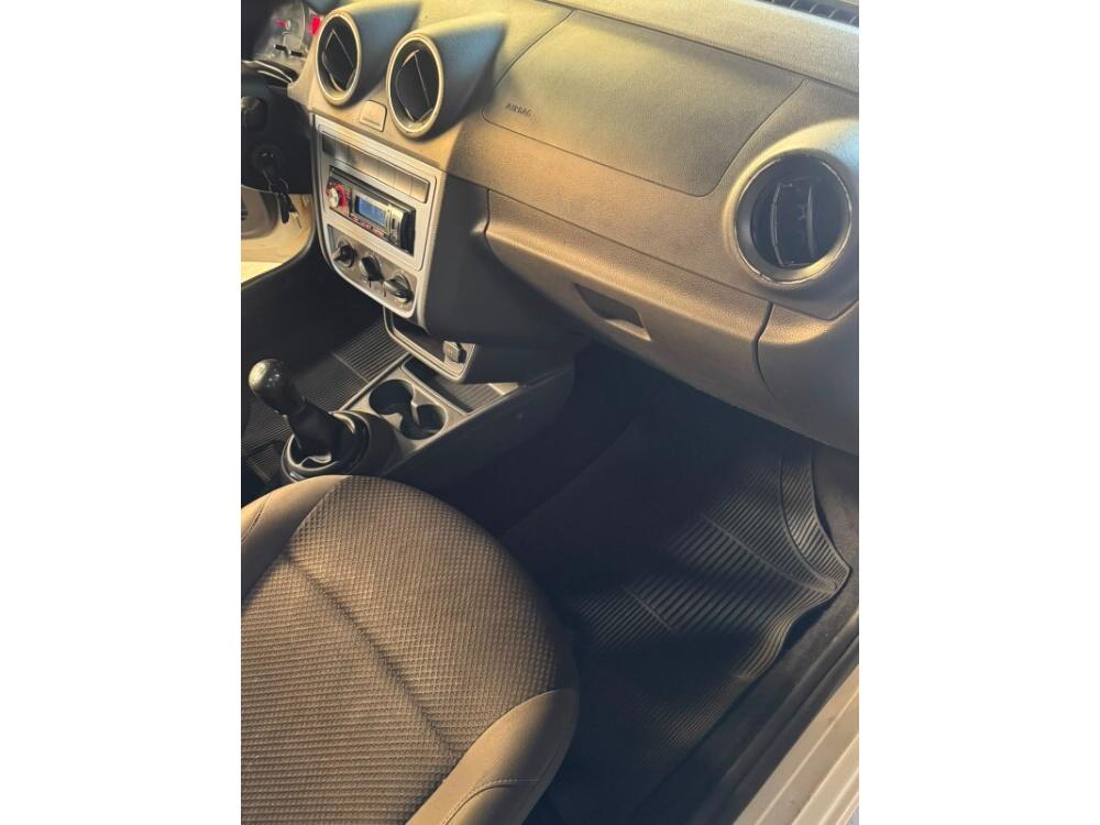 Volkswagen Saveiro Cab Dupla