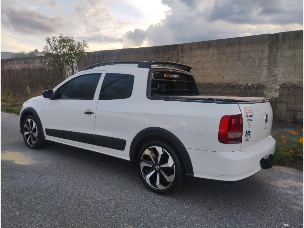Volkswagen Saveiro Cab Dupla