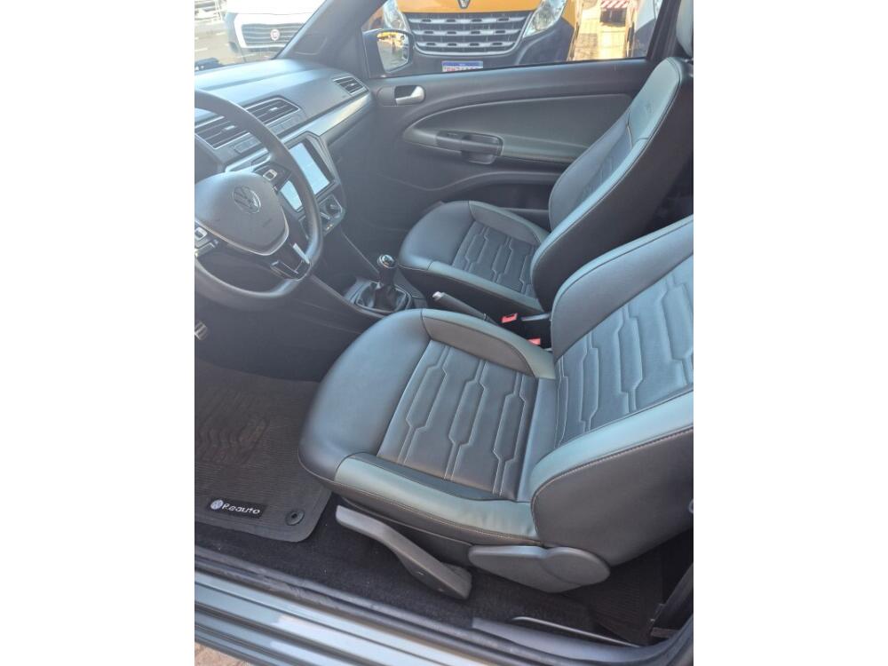 Volkswagen Saveiro Cab Dupla
