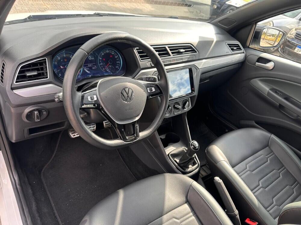 Volkswagen Saveiro Cab Dupla