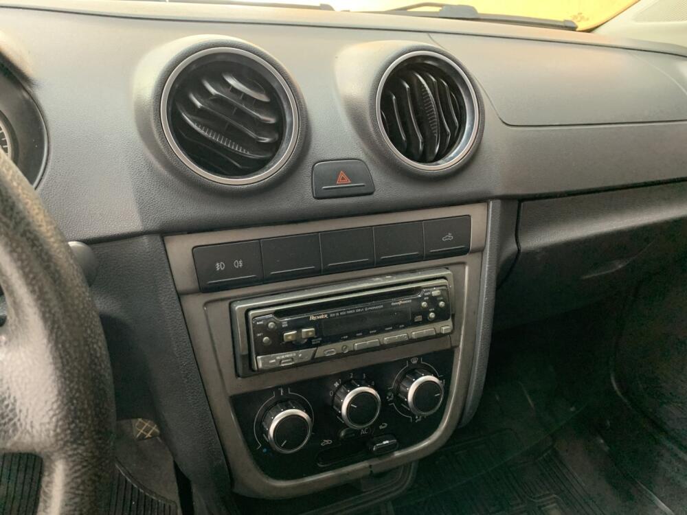 Volkswagen Saveiro Cab. Est.