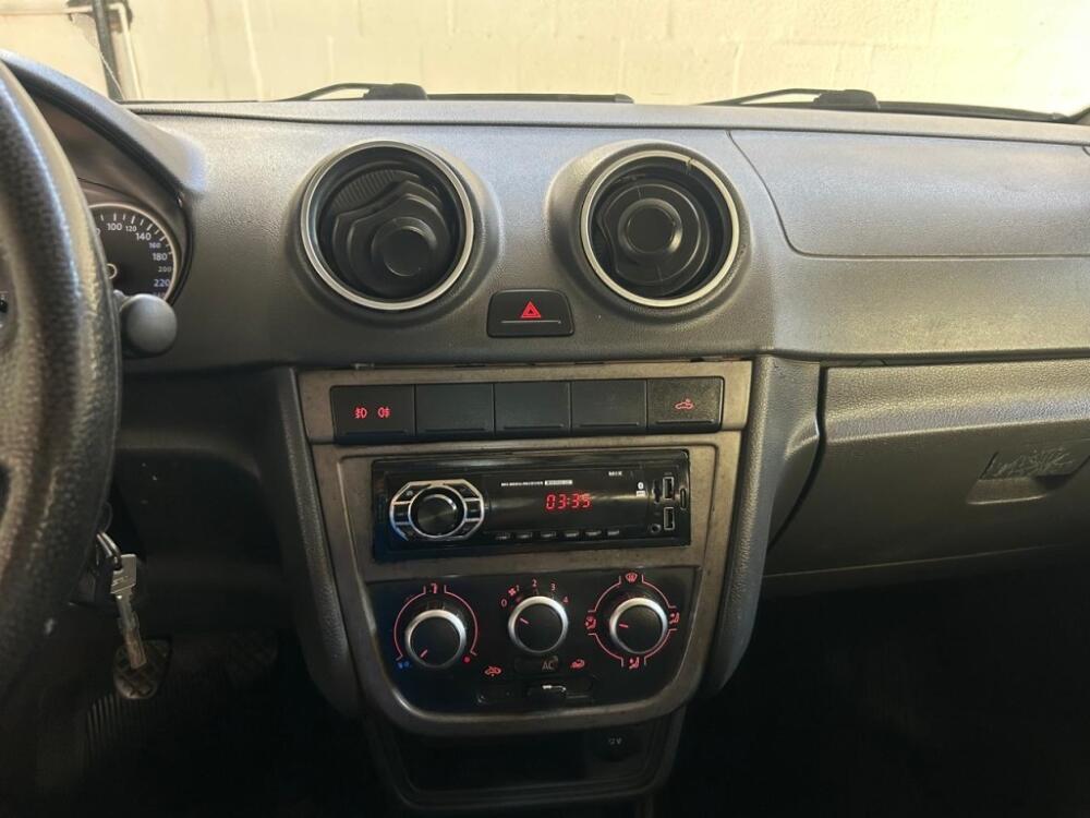 Volkswagen Saveiro Cab. Est.