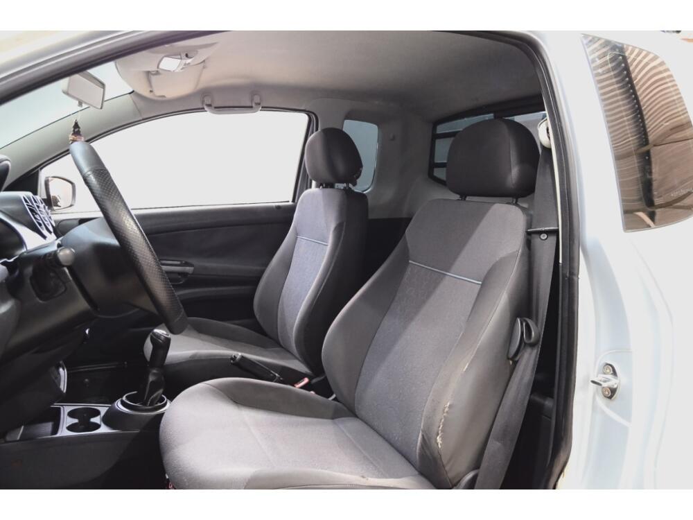 Volkswagen Saveiro Cab. Est.
