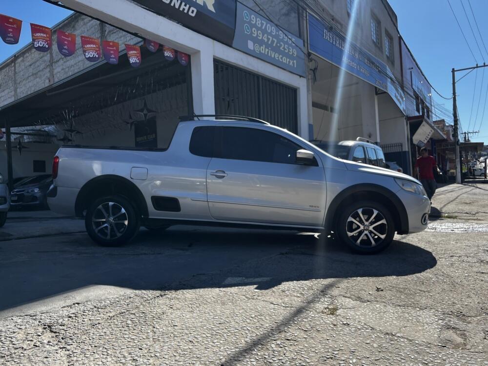 Volkswagen Saveiro Cab. Est.