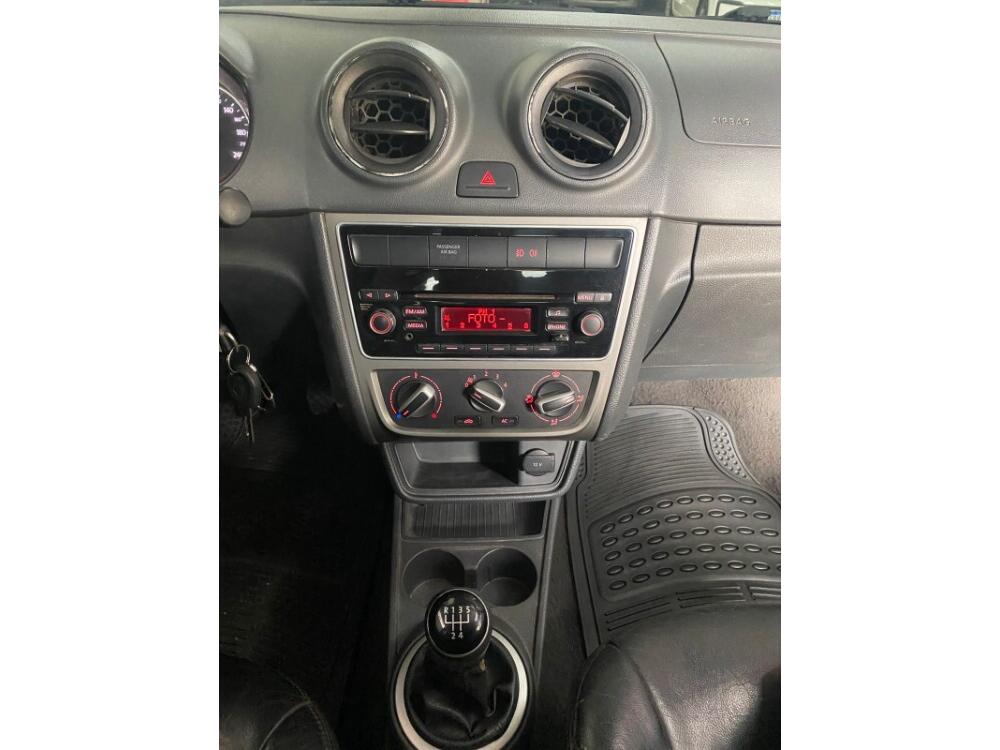 Volkswagen Saveiro Cab. Est.