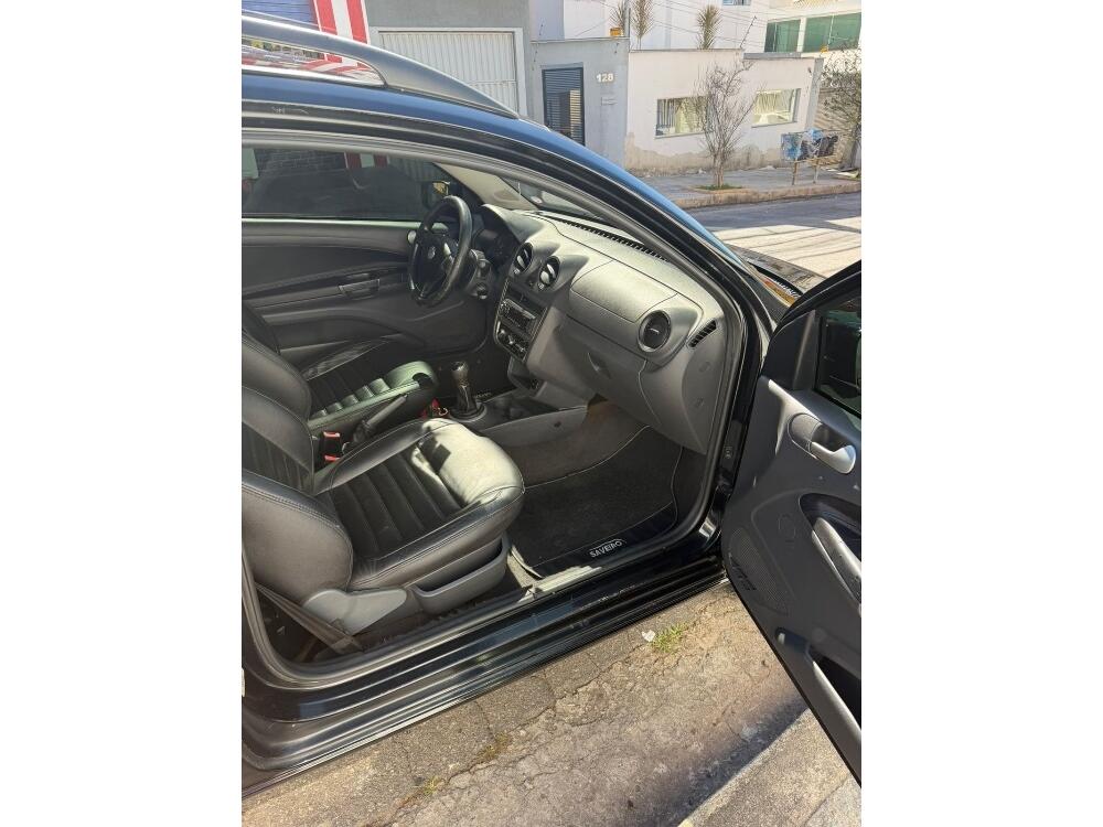 Volkswagen Saveiro Cab. Est.