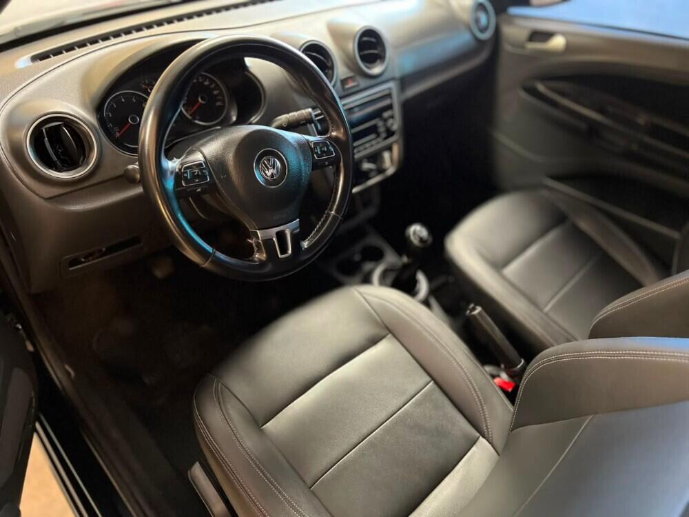 Volkswagen Saveiro Cab. Est.