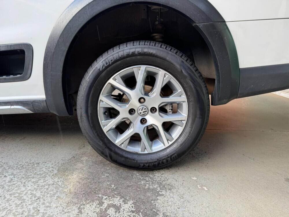 Volkswagen Saveiro Cab. Est.