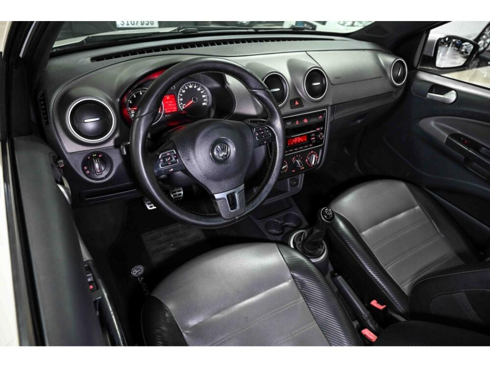 Volkswagen Saveiro Cab. Est.