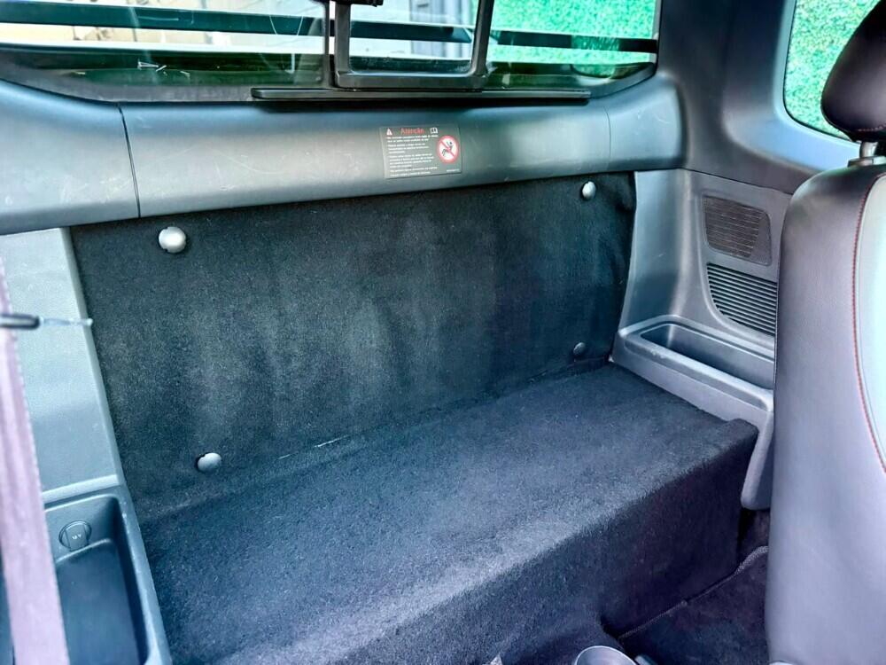Volkswagen Saveiro Cab. Est.