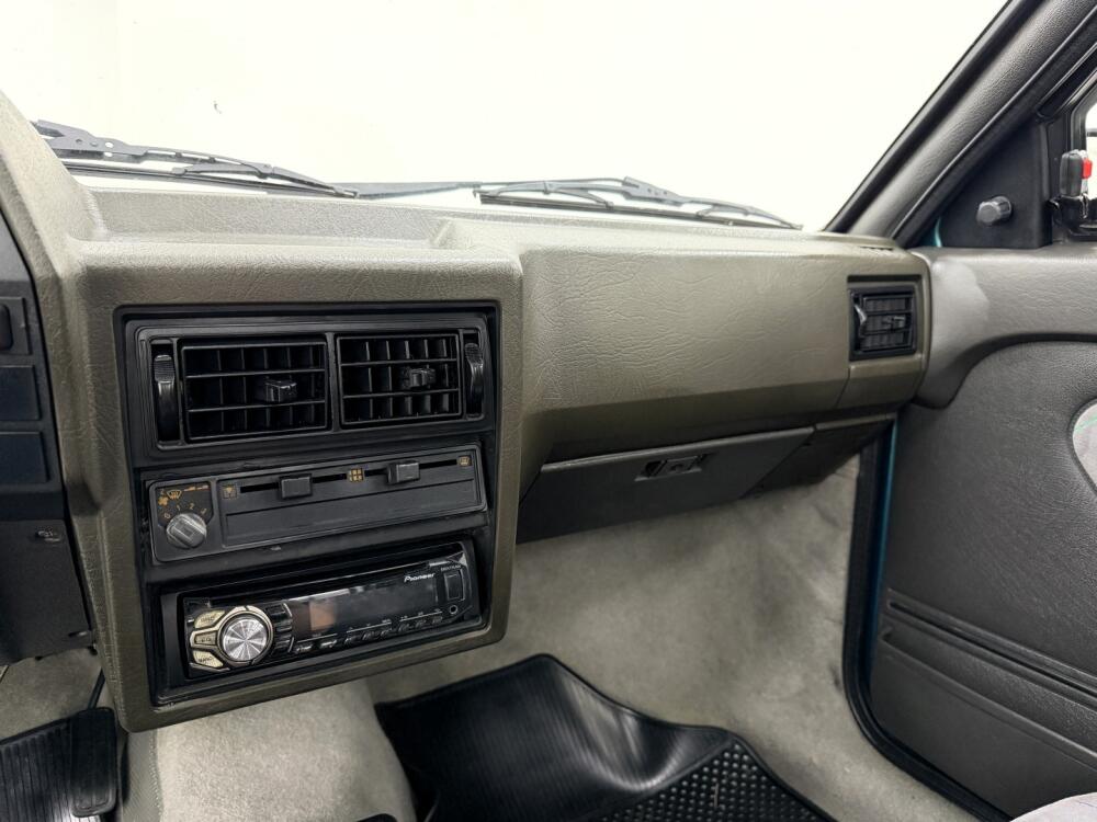 Volkswagen Saveiro Cab. Simples