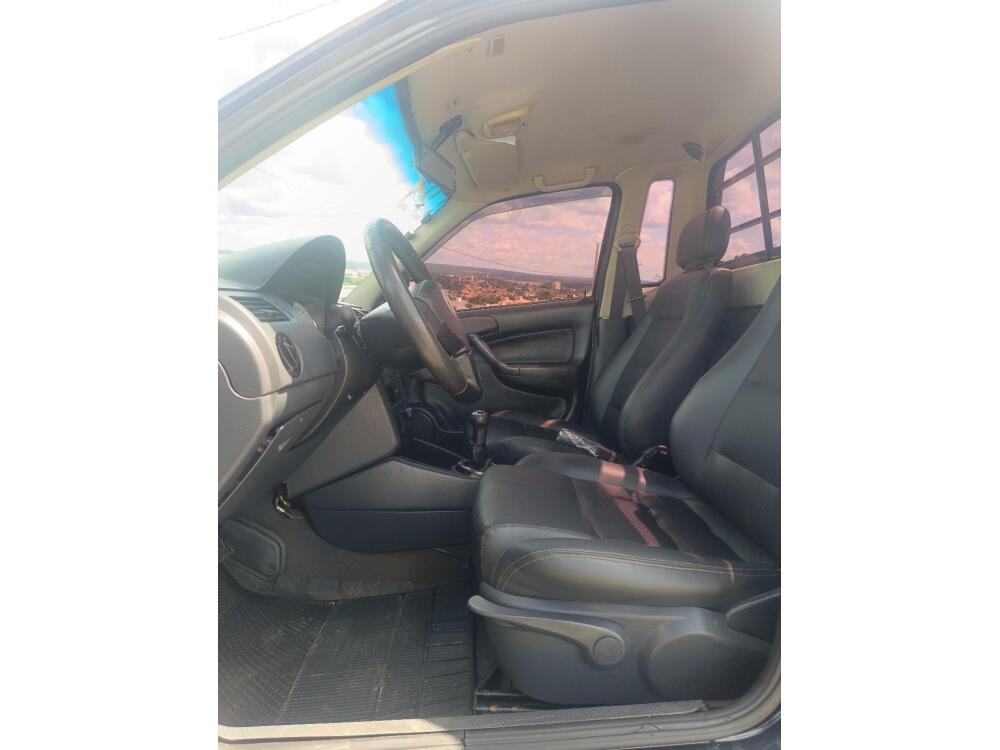Volkswagen Saveiro Cab. Simples